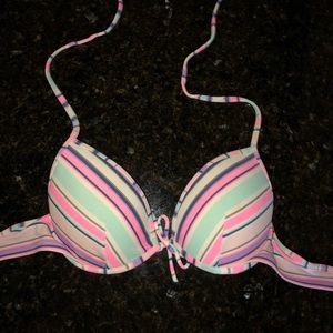 BARELY WORN! Bikini top